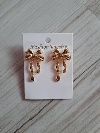 Nové zlaté naušnice mašličky, 