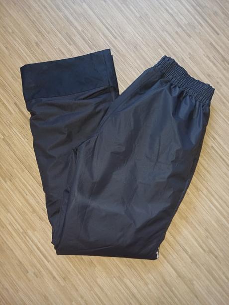 Zimní kalhoty na sníh uni vel.s, decathlon,s
