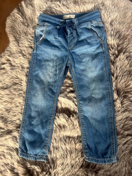Džíny, zara,104