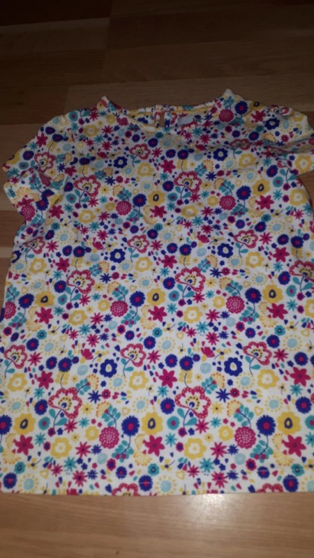 Tričko s květy 122, marks & spencer,122