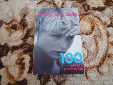 Kniha 100 otázek a odpovědí,