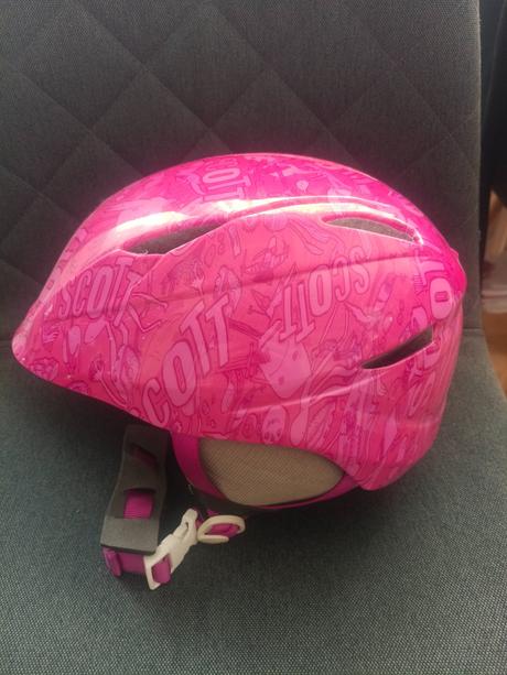 Dětská lyžařská helma, m