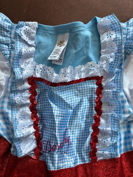 An2/ kostym dorotka ze země oz - v.5/6 let, 