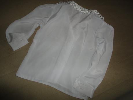 Sváteční halenka, vel. 110-116, 110