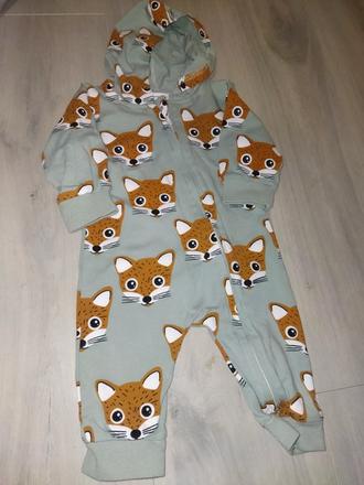 Overal s lišky s kapucí 68, 62