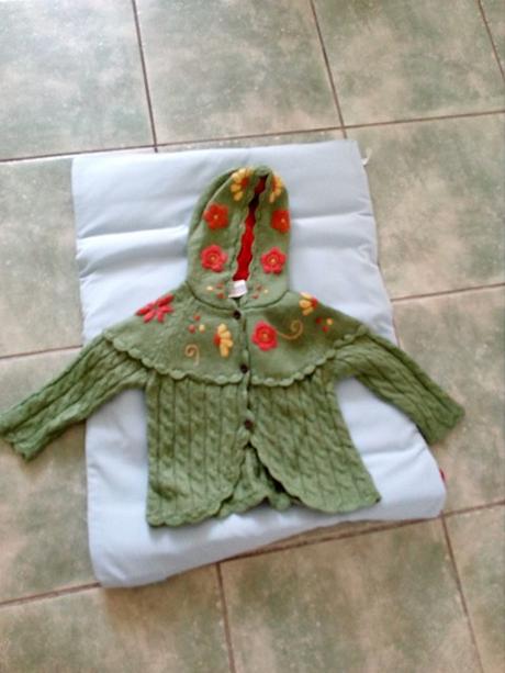 Dětský svetřík vel.86, next,86