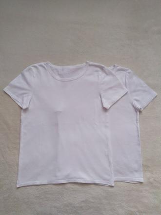 Set 2 bílých triček z decathlonu (30 kč/kus), decathlon,104