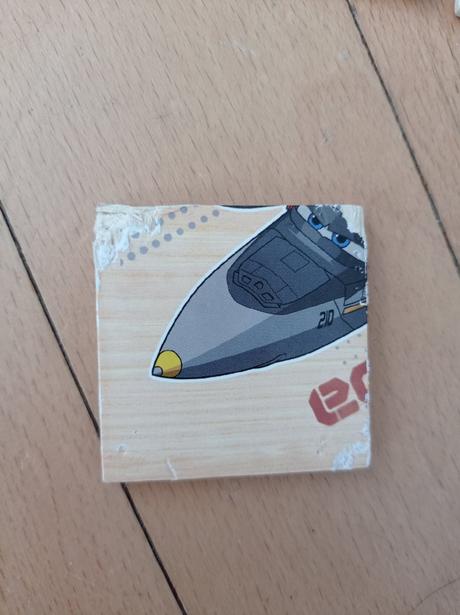 Dřevené puzzle letadla,