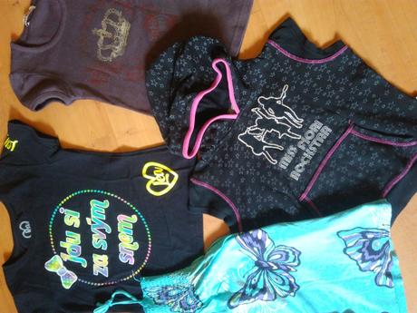 Balíček oblečení pro holčičku vel.140, 140–152