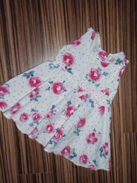 Vzdušné růžičkové šaty, early days,68