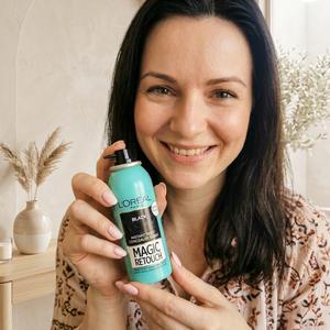 První pomoc na odrosty, šediny i pro plněji vypadající linii vlasů