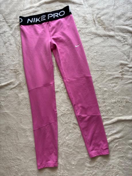 K8/ leginy zn. nike - v.146/152, nike,146