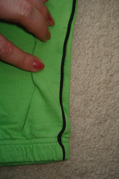 Tepláky na lítačku, 146