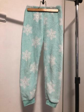 Plyšové zelené kalhoty s vločkama, 134