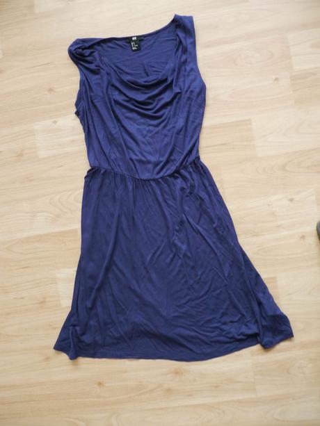 Tmave modre saty s výstřihem vodopád vel. s h&m, h&m,s