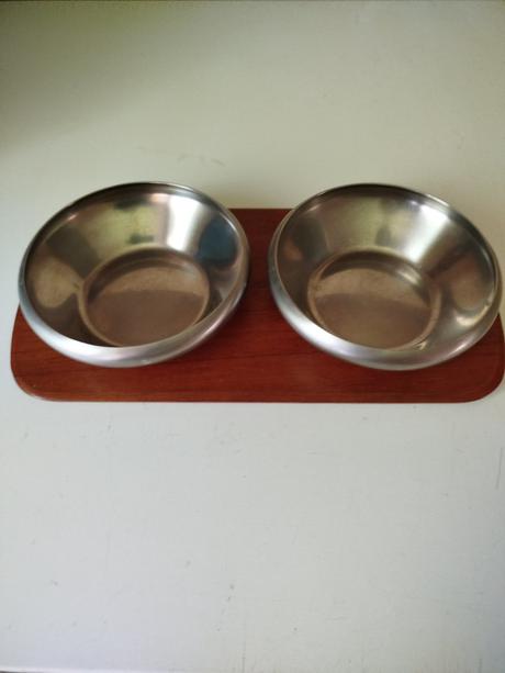 Misky na oříšky s podstavcem,