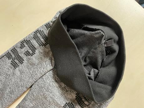 Sportovní leginy, vel neuvedena cca s a méně, s