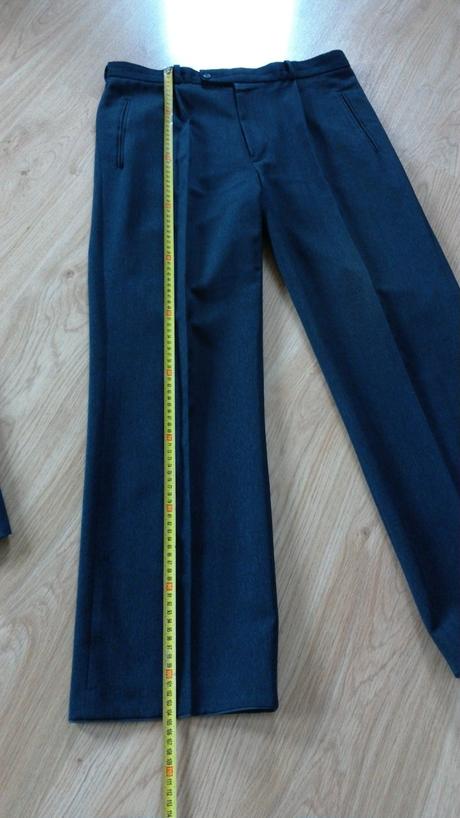 Pánský oblek na 182cm vysokého muže, 182