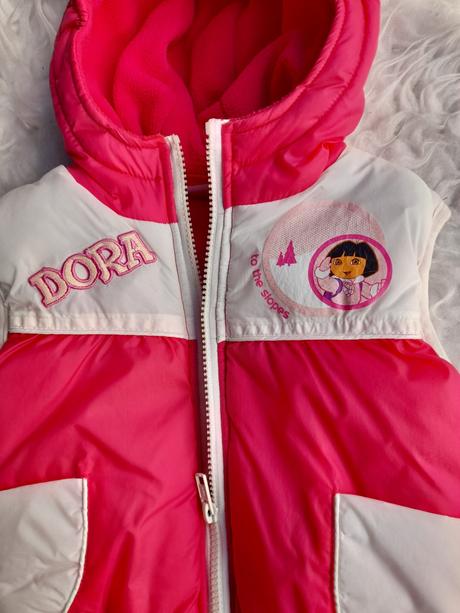 Zateplená vesta s dorou 3-4 roky, disney,110