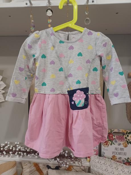 Srdíčkové šaty, pepco,92