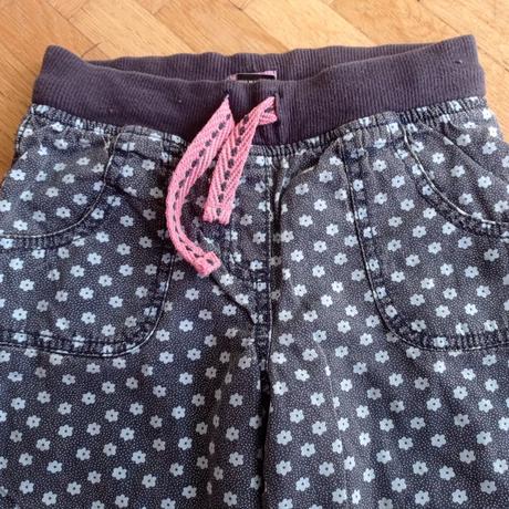 2x podšité kalhoty, 122