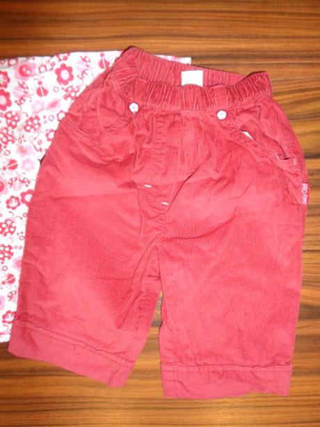 Krásné beruškové tričko a měkoučké manžestráky, okay,68