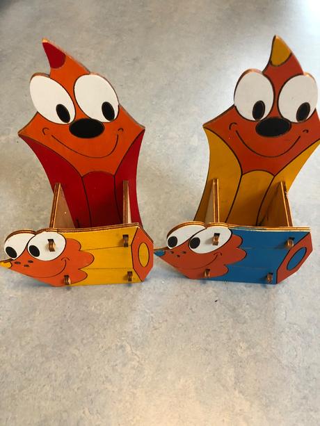 Stojánky na pastelky, 