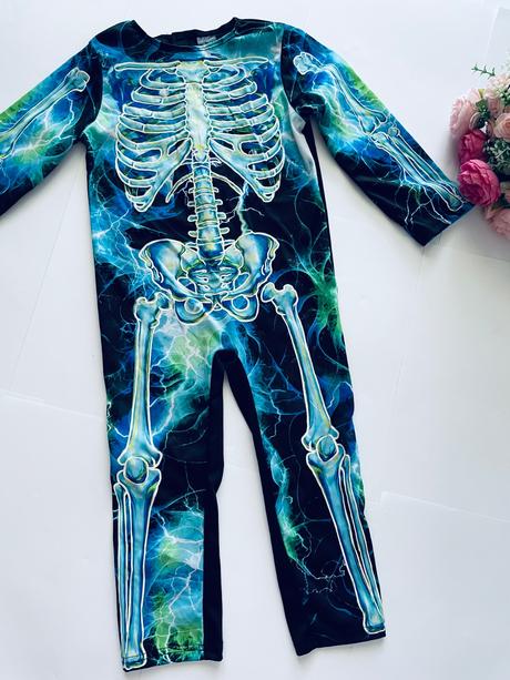 An10/ kostym halloween - v.3/4 roky,