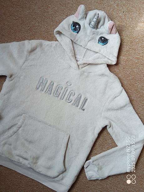 Mikina chlup zn."h&m" vel."146-152", h&m,146