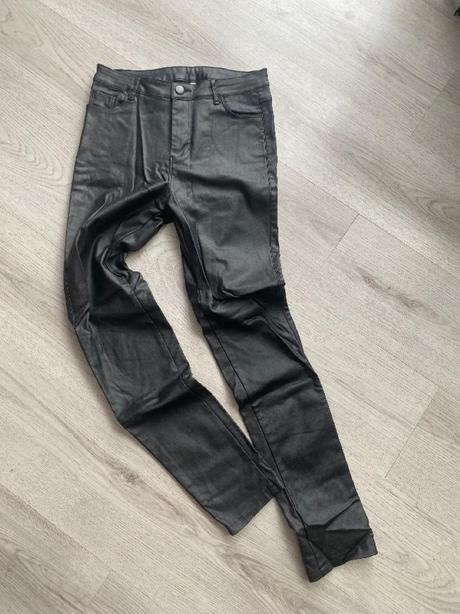 Krásné nové koženkové kalhoty velikost 38/m, 38 / m