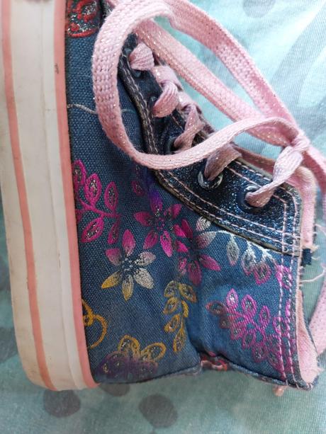 Tenisky květiny kamínky, 30