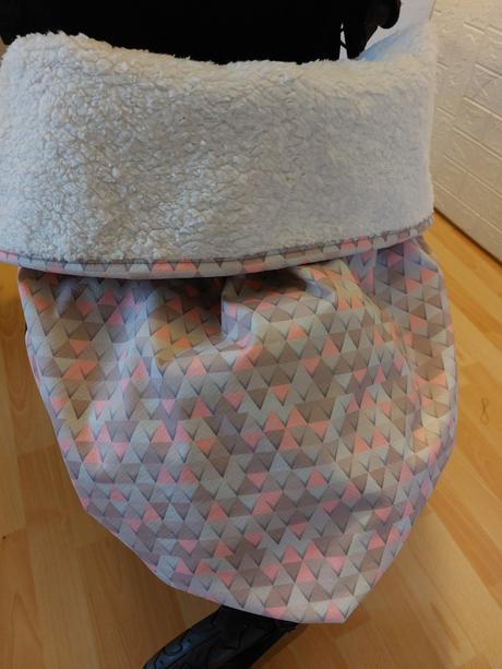 Softshellová deka s beránkem, 