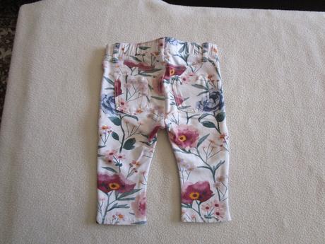 Pěkné bavl. elast. květované kalhoty, v. 68, h&m, h&m,68