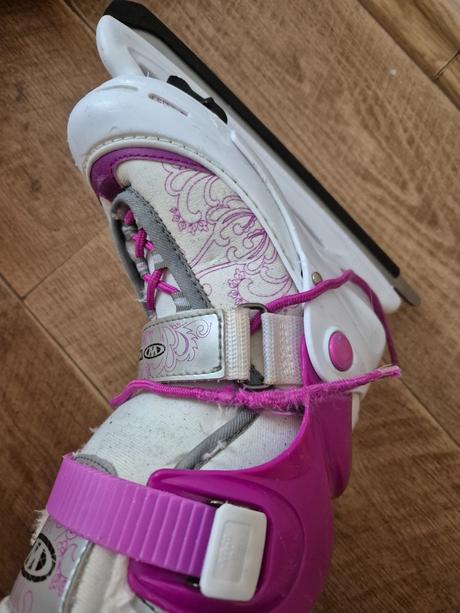 Dívčí rostoucí lední brusle worker vel. 30-33, 30