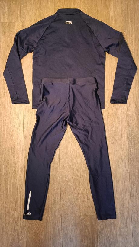 Souprava na atletiku (mikina a kalhoty) vel.140, 140