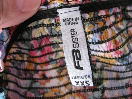 Letní květované kraťasové šaty s všitými kraťasami, xs