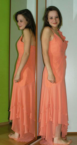 Společenské dlouhé šaty i halloween - vada, 40