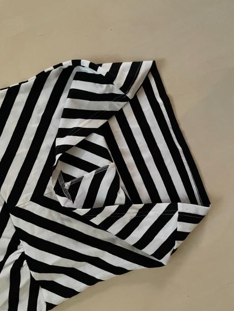 Proužkovaný top, vel není cca xs/s, hm, h&m,s