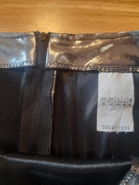 Stříbrná sukně, vel. 36, 36