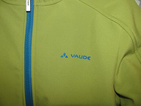 Softshellová khaki bunda s kapucí vaude, 140