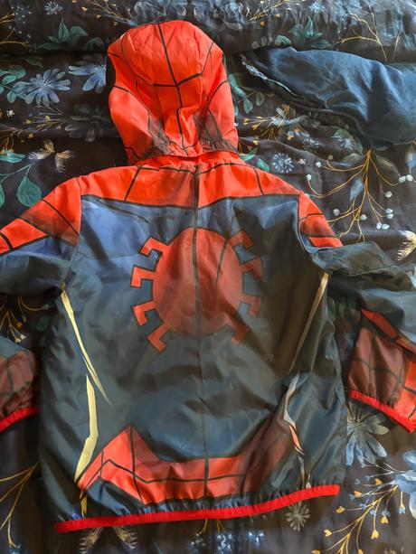 Větrovka spider man, h&m,110