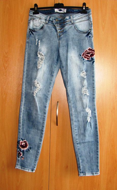 Džíny s výšivkou, xs