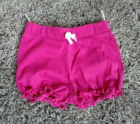 Šortky / kraťasy / kraťásky, c&a,74