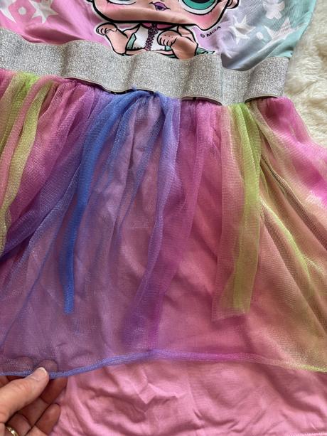 K1/ šaty l.o.l- v.7/8 let, 128