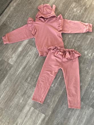 Teplakova souprava, 110