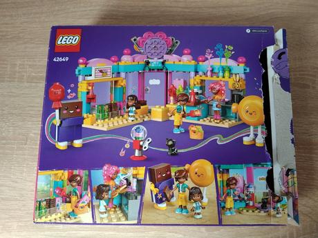 Lego friends 42649 cukrárna v městečku heartlake,