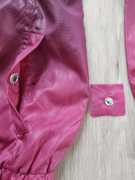 Fialovo černá bunda, 152