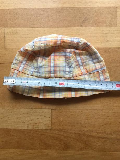 Letní čepice (pirátka), 68