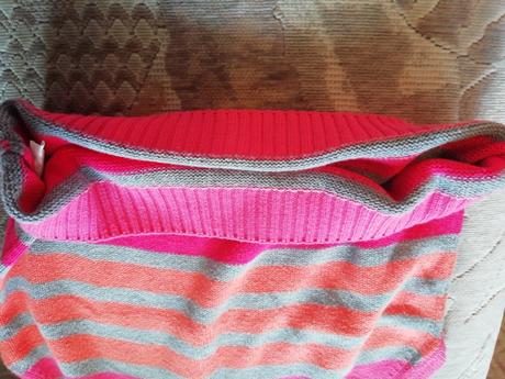 Hezká vesta s mašličkou 3-4roky, coccodrillo,86