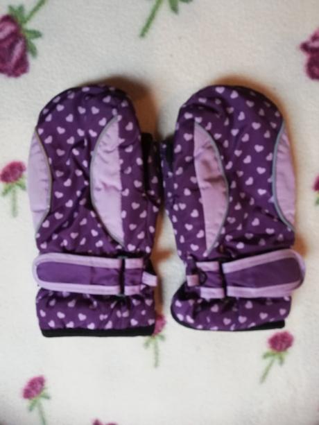 Rukavice dívčí vel. 8-10 let., 128